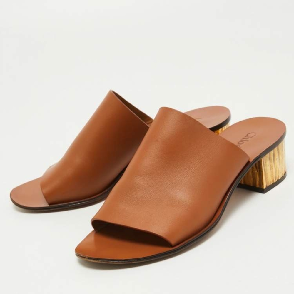 Chloe Quassie Mule with Gold Heel IT sz 37.5